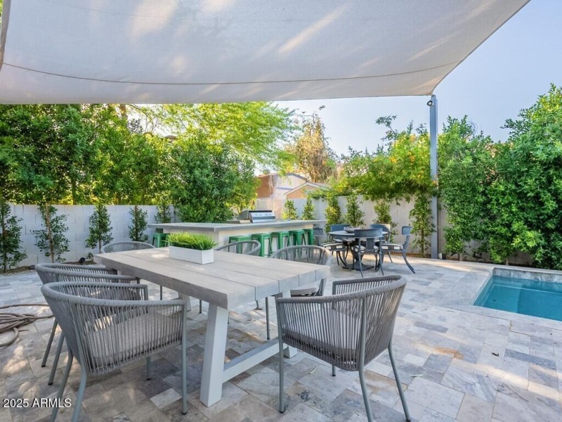 044_Covered Patio Area