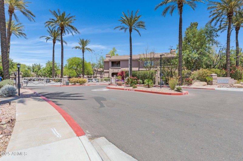 15050 N Thompson Peak Pkwy #1001-25