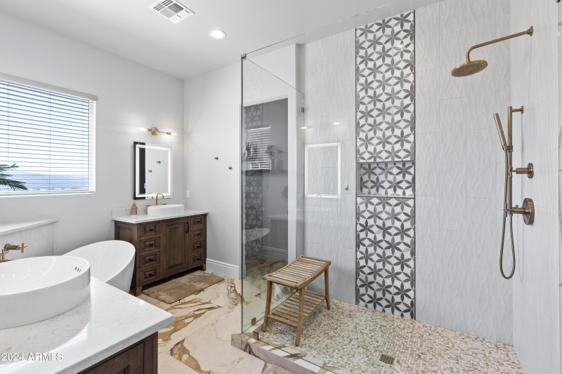 Primary Bath - Walkin Shower