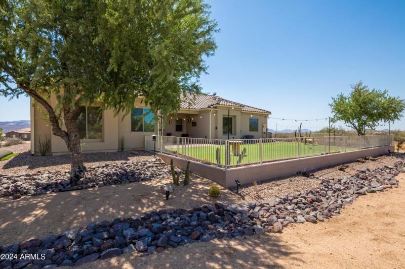 Low Maintenance Landscape