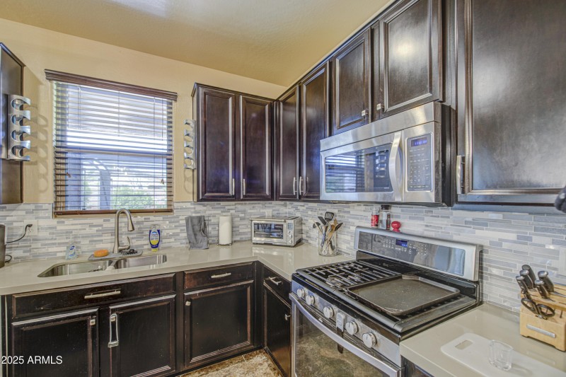 Kitchen 6