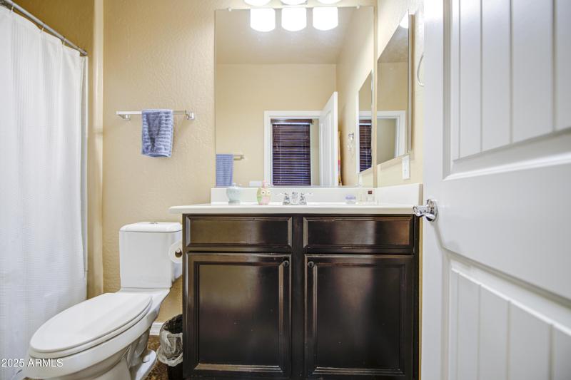 Bathroom 2-pic 1