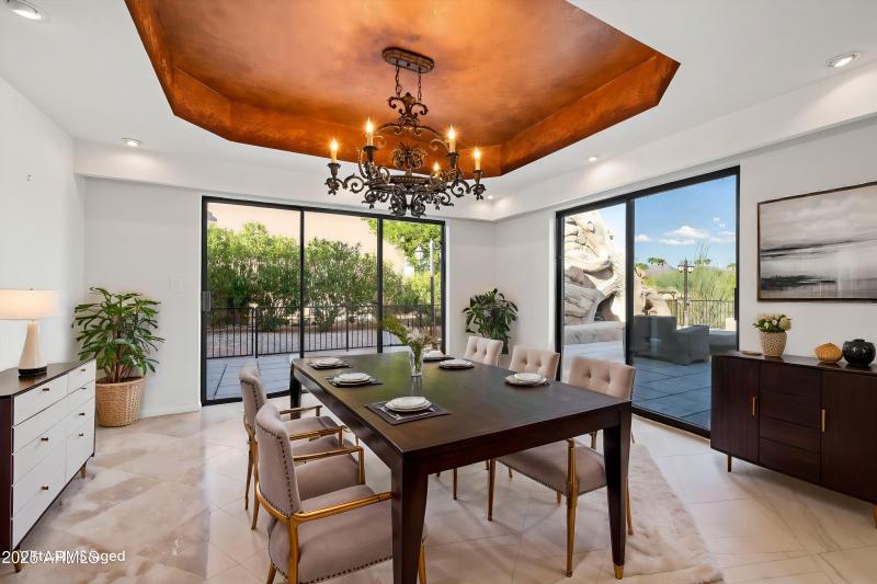 13-Dining-Area - Dining Room - Luxury -