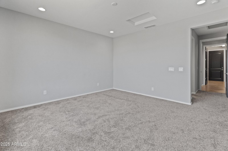 18860 N 262nd Ln-6