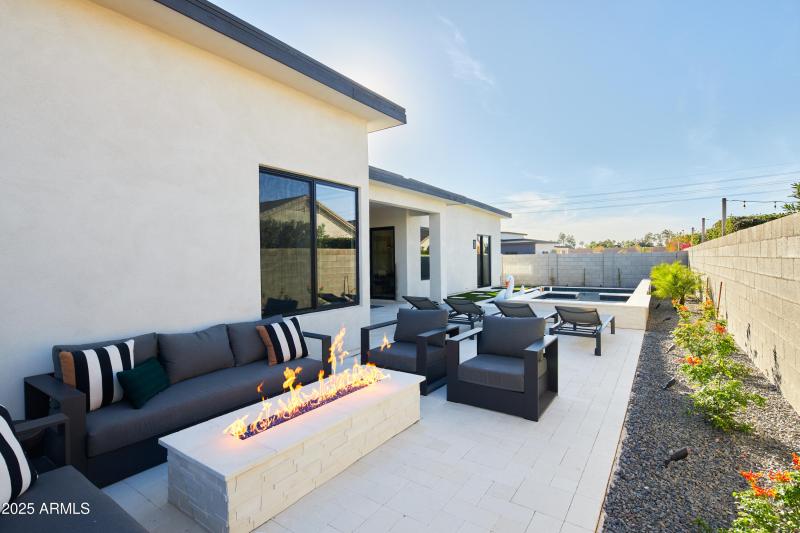 PropertyImageCo_13697N88thPl_WEB_3