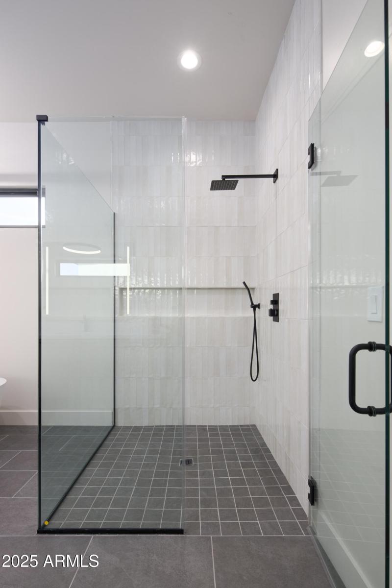 PropertyImageCo_13697N88thPl_WEB_12