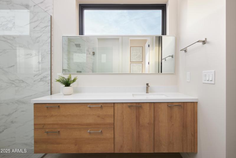 PropertyImageCo_13697N88thPl_WEB_27