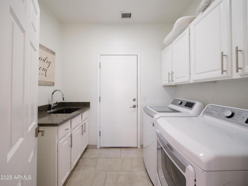 PropertyImageCo_17237N52ndSt_WEB_1