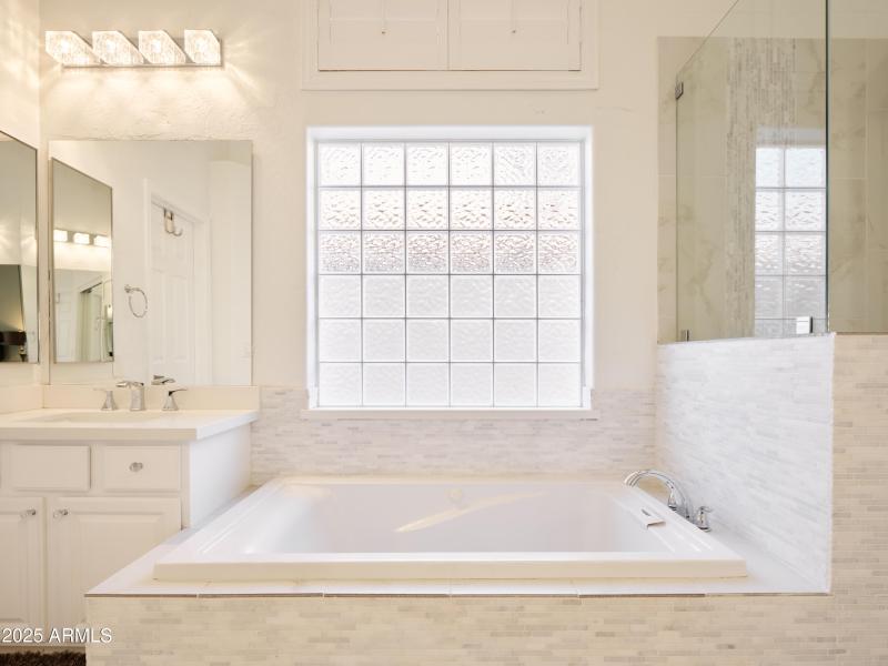 PropertyImageCo_17237N52ndSt_WEB_5