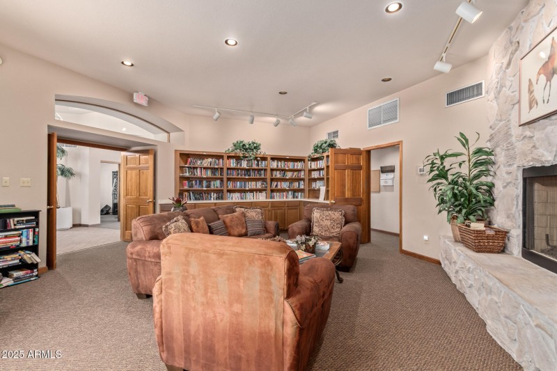 9151 Greenway - 23 - Clubhouse