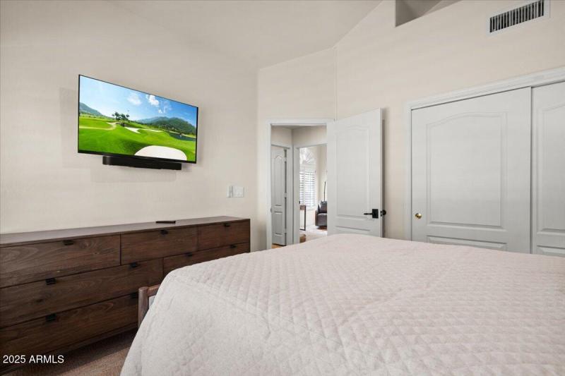 Bedroom 3 with Big Closet and TV