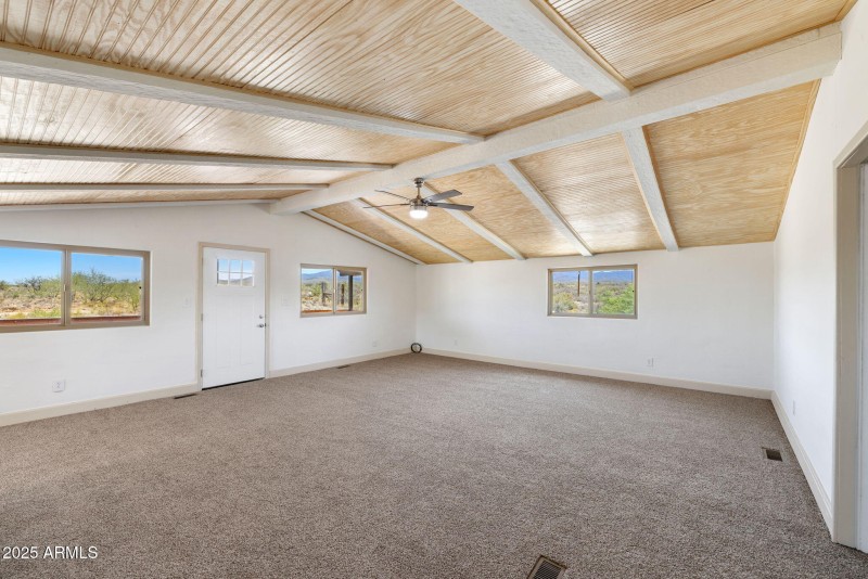 6-Living Room_1