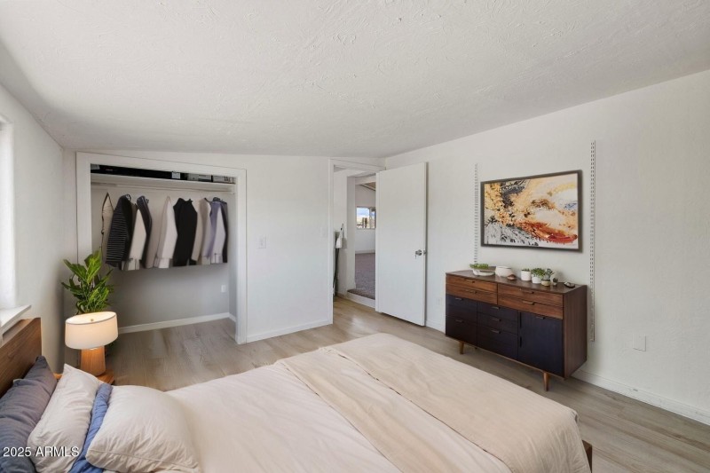 13-Primary-Bedroom_2 - 5 (1)