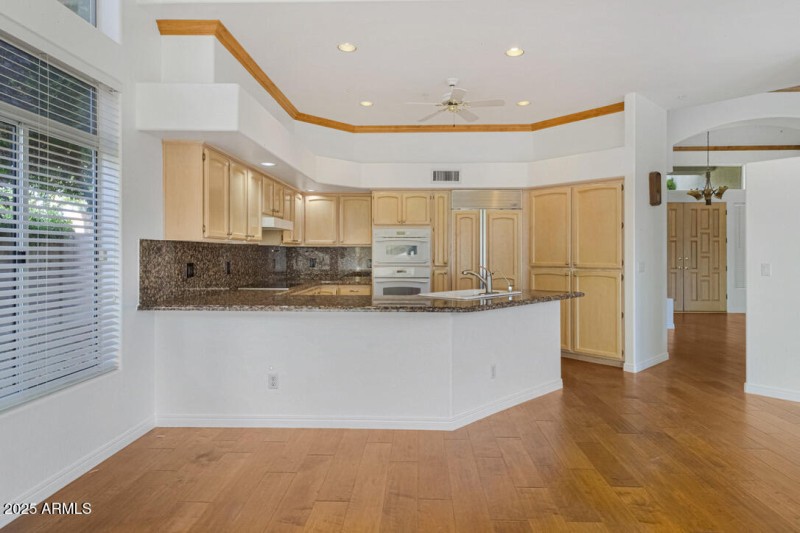 Open Kitchen
