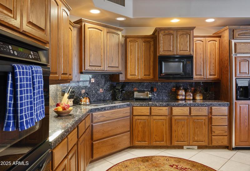 PropertyImageCo_25550NWranglerRd_WEB_46