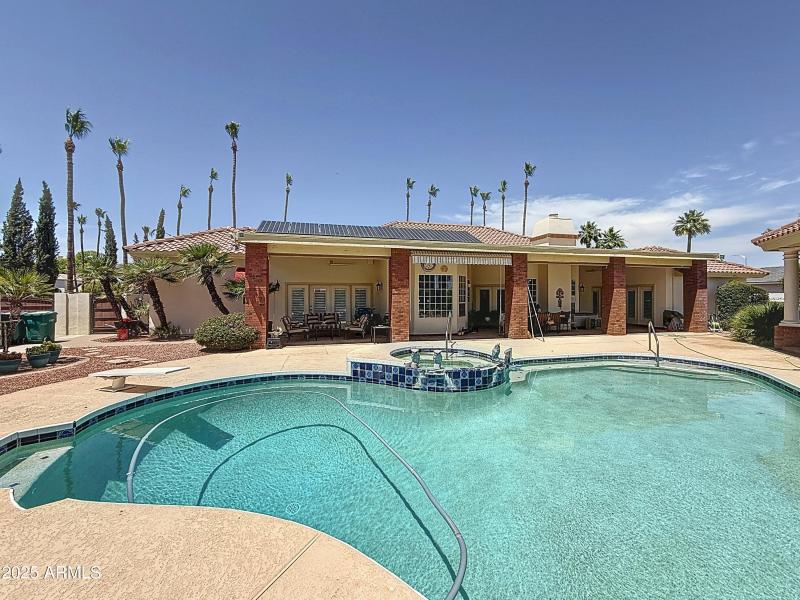 Pool & Spa