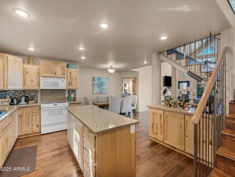 9-web-or-mls-TimberCreekImagery-9