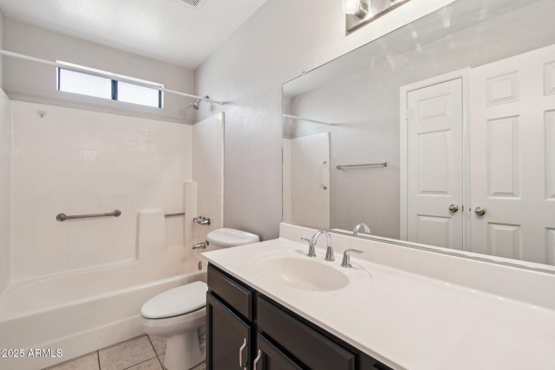 20-web-or-mls-N 88th Ave-S0307-020