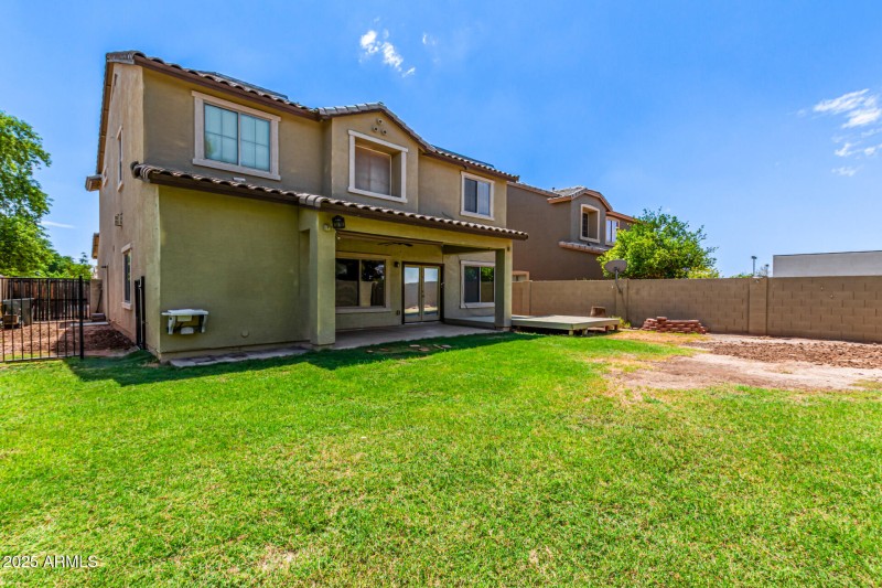 41 - Desert Horizons