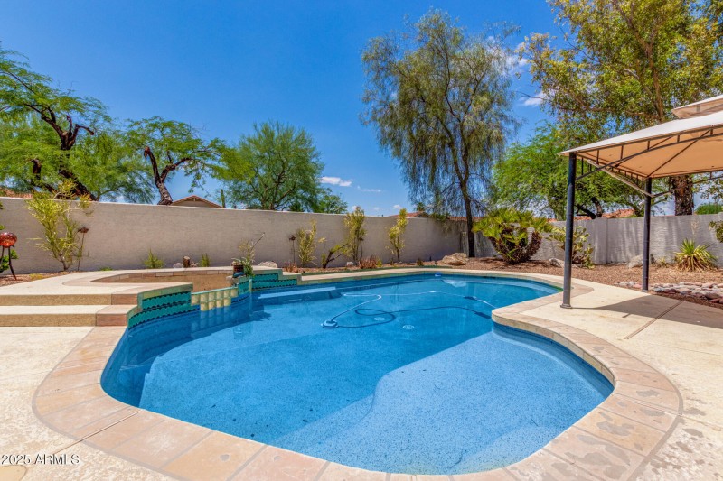 Expansive Backyard!