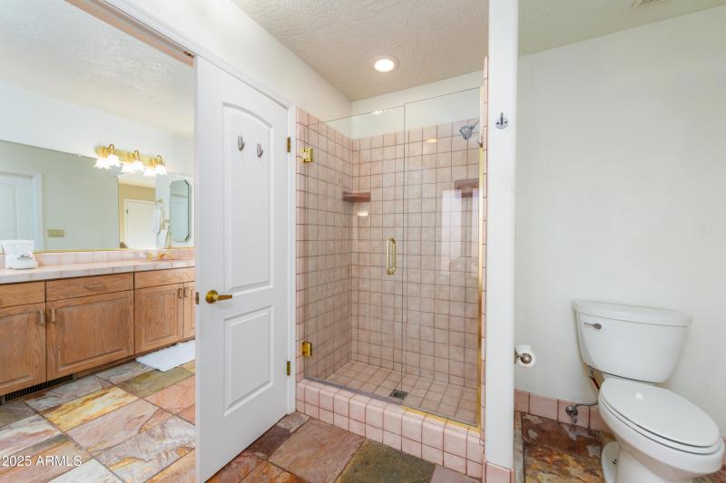 295 Raintree-22