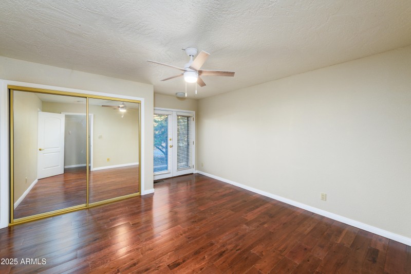 295 Raintree-24