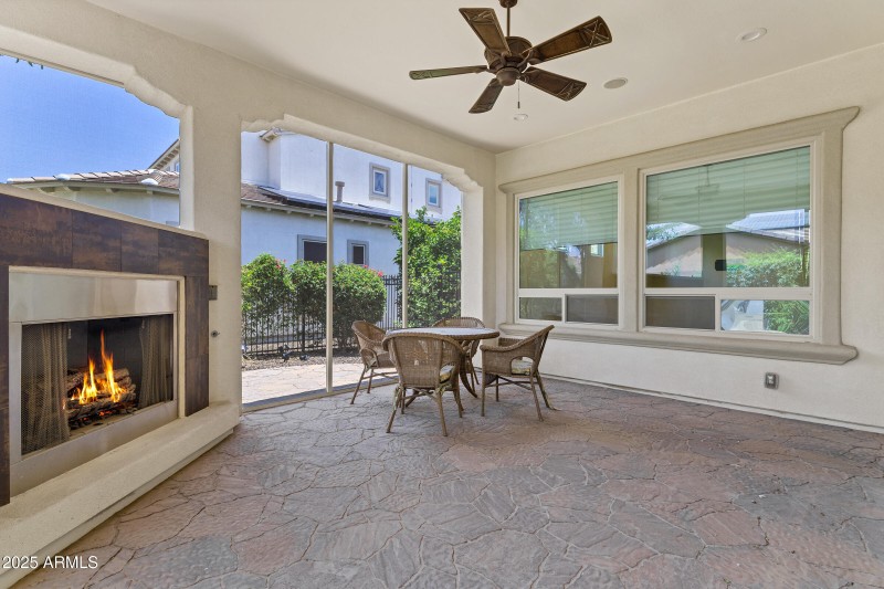 1620 E Sattoo Way-33