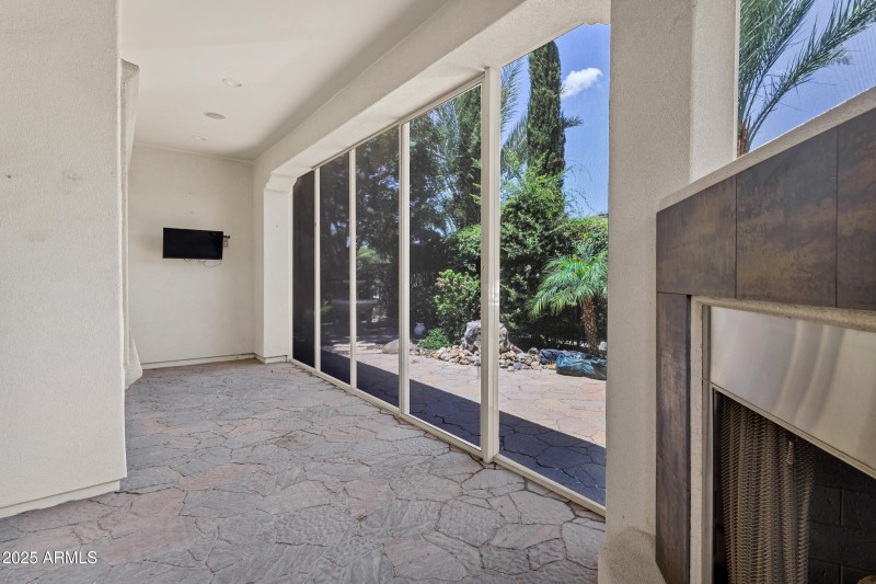1620 E Sattoo Way-34