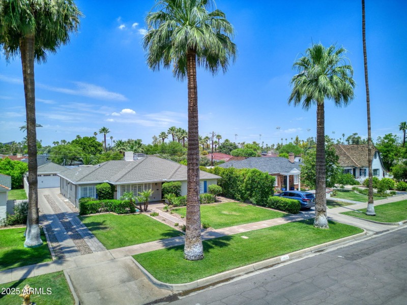 2020 N 11th Ave Phoenix - 100
