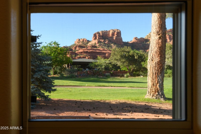 230 Red Rock Cove Drive-16