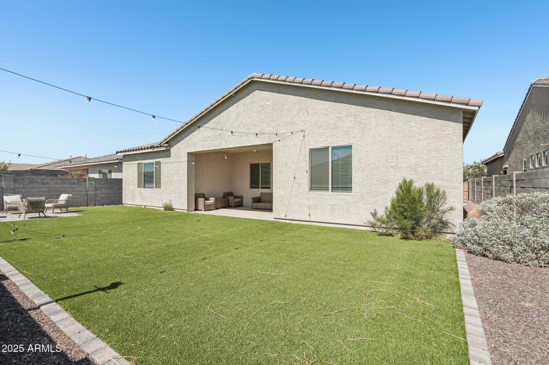 40-web-or-mls-N 185th Ave-S2706-040