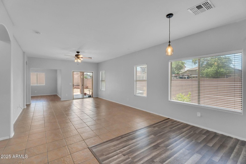 10-web-or-mls-Desert Basin-6