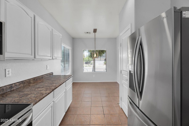 14-web-or-mls-Desert Basin-10