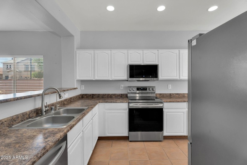16-web-or-mls-Desert Basin-12