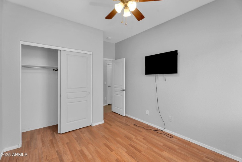 25-web-or-mls-Desert Basin-21
