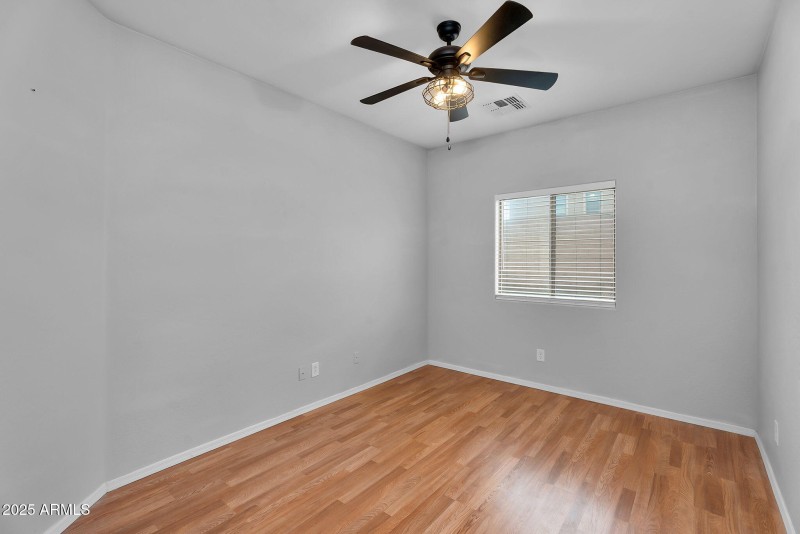 30-web-or-mls-Desert Basin-26