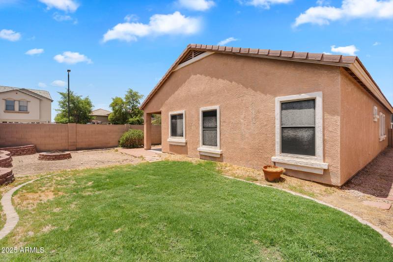41-web-or-mls-Desert Basin-37