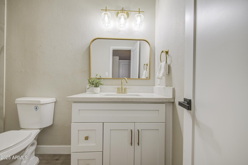 Bathroom 2-pic 1