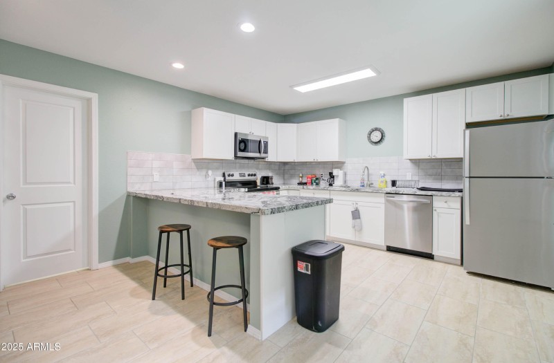 7907 Taos Ave-40