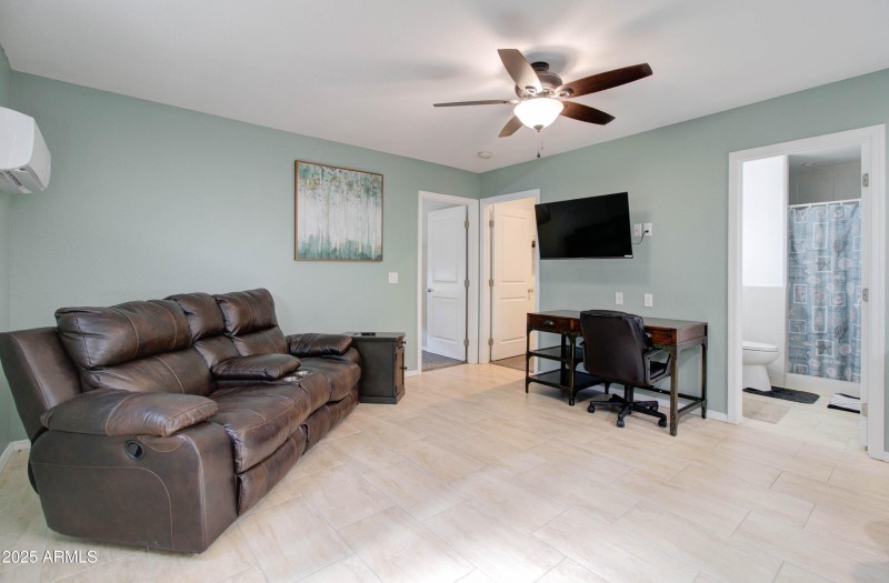 7907 Taos Ave-45