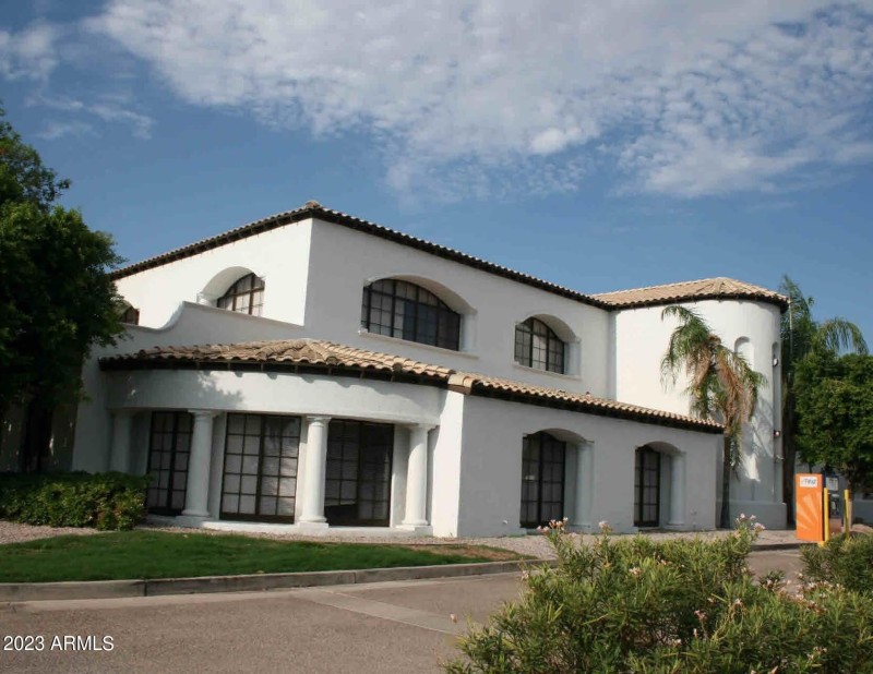 1232 East End Exterior