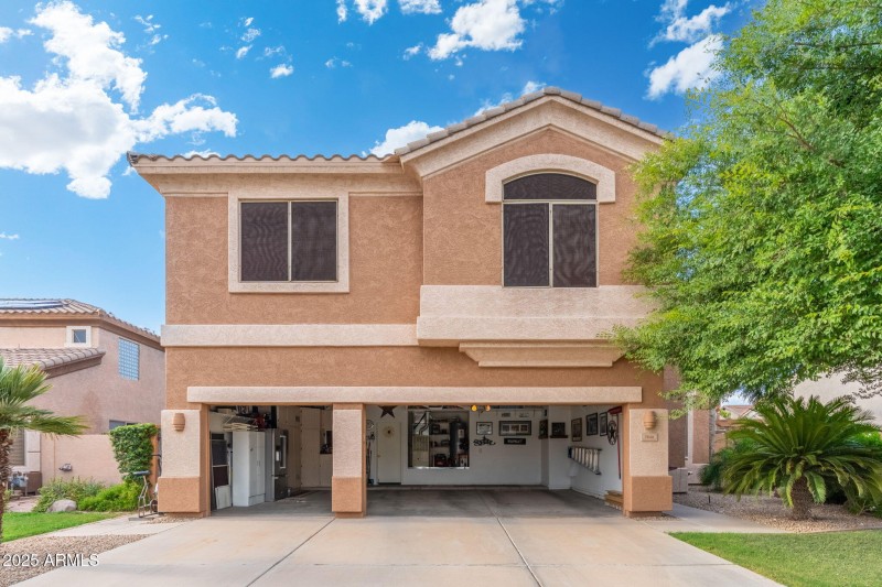 3 Car Garage