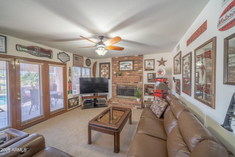37-DSC04749-HDR