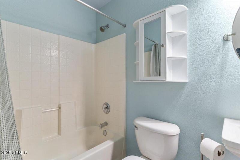 22-1046 E Silversmith Trail