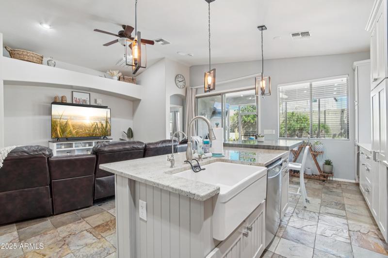 13-print-W Stoneman Dr-S0407-013