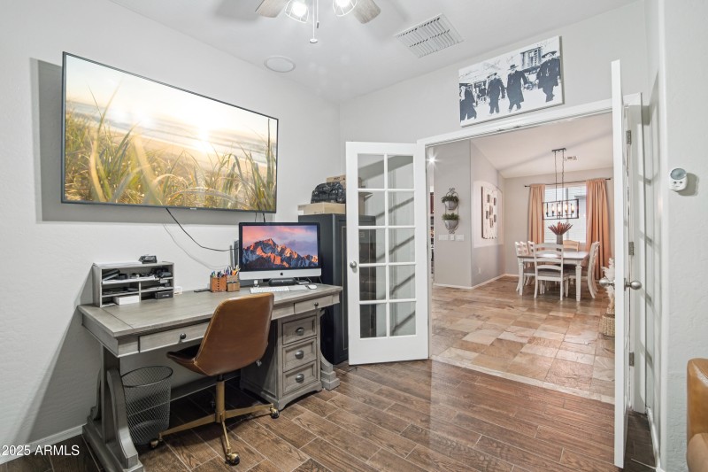 21-print-W Stoneman Dr-S0407-021