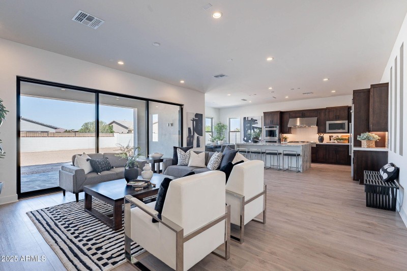 Lot 36 Encanto GR to Kitchen