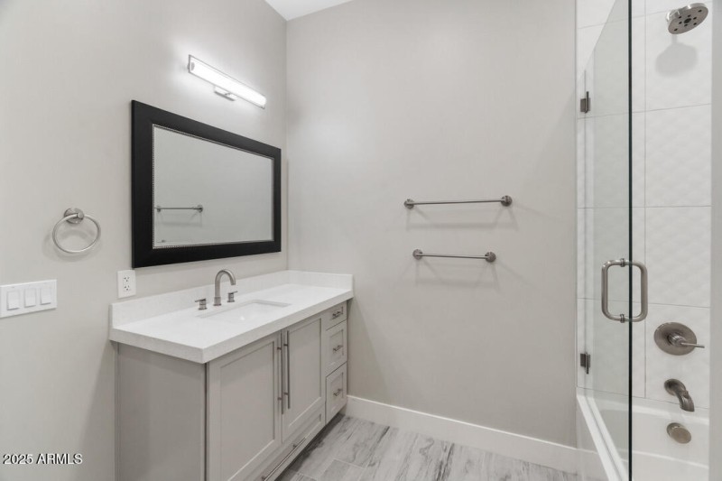 Guest Bath 2