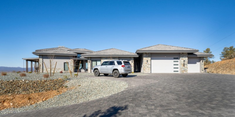10-web-or-mls-5535-corliss-cir