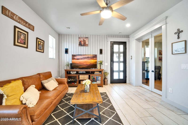 13578 N 152nd Dr-10